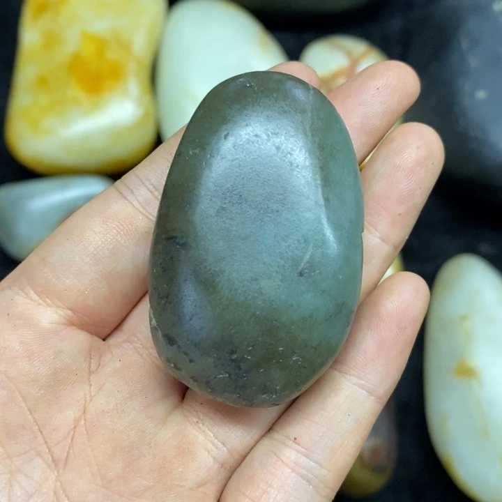 未镶嵌和田玉（糖玉）挂件