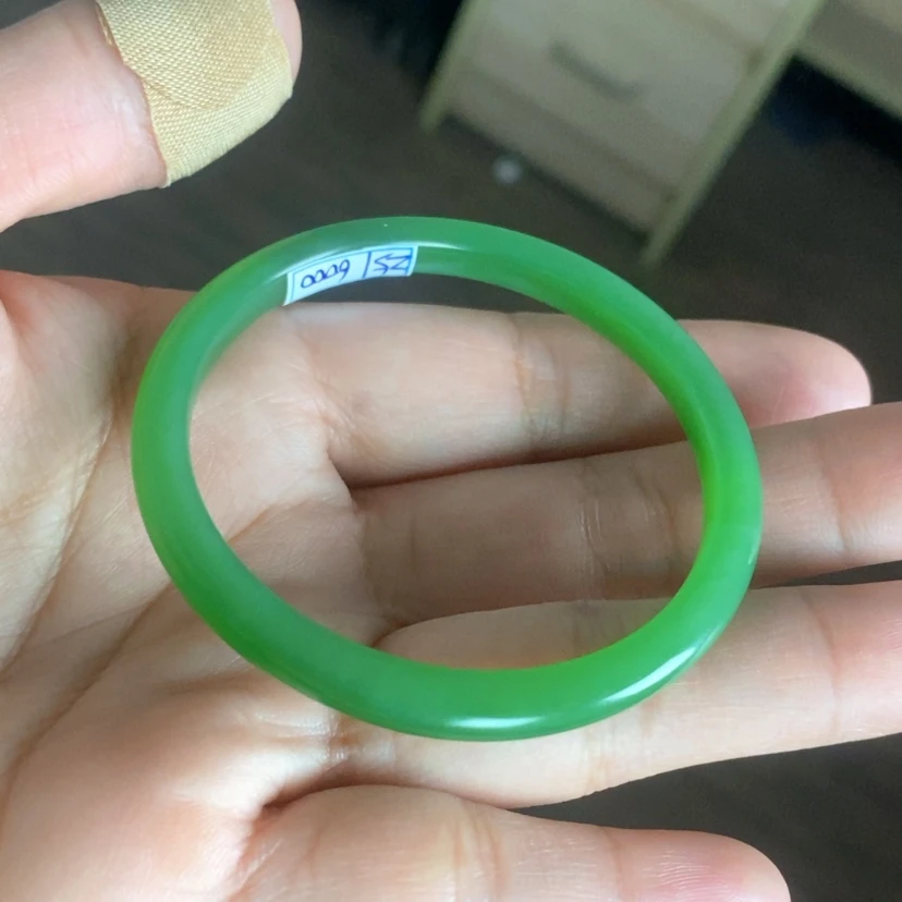 【闪购商品】未镶嵌手镯和田玉（碧玉）