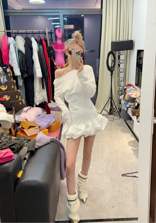 2025年新款连体花朵裙