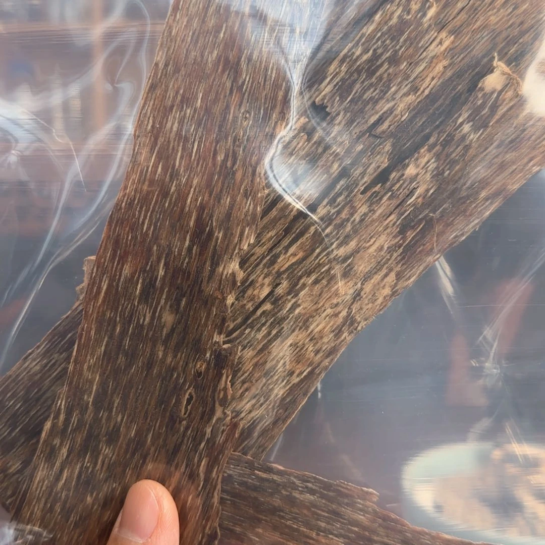 沉香摆件c***y海南野料纯皮油料