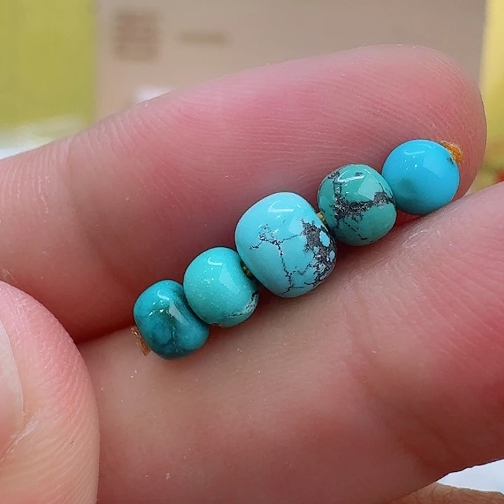 南红玛瑙配饰未镶嵌