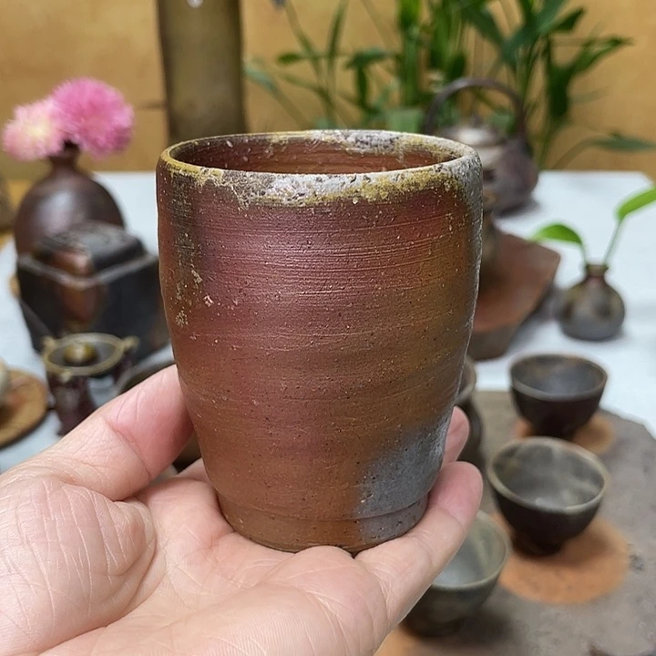 小山一草的主人杯好