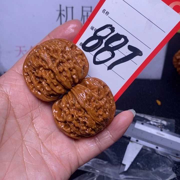 文玩核桃把件887，42四座楼