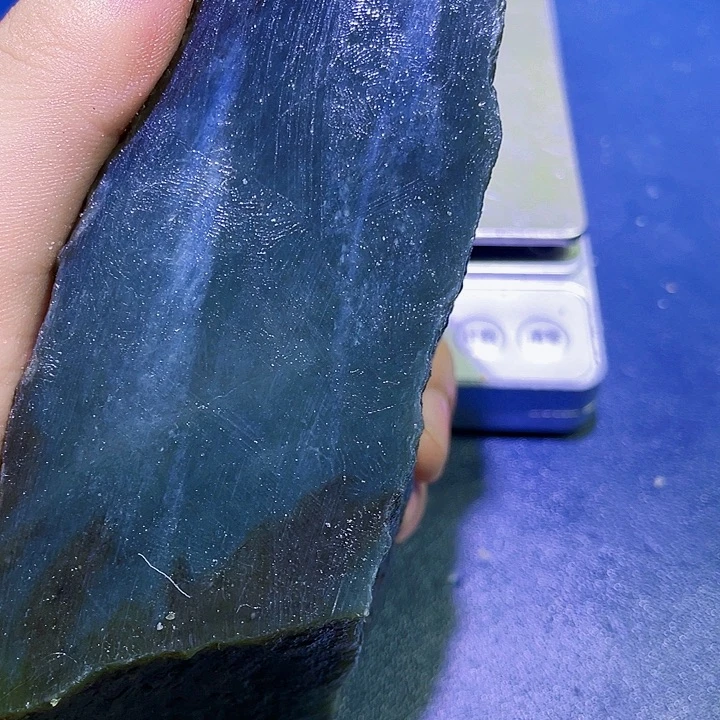 未镶嵌和田玉（糖玉）珠宝半成品