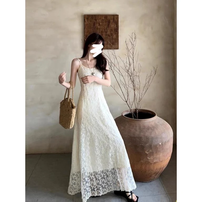 法式蕾丝刺绣吊带连衣裙夏季新款气质时尚显瘦女装裙子长裙25023