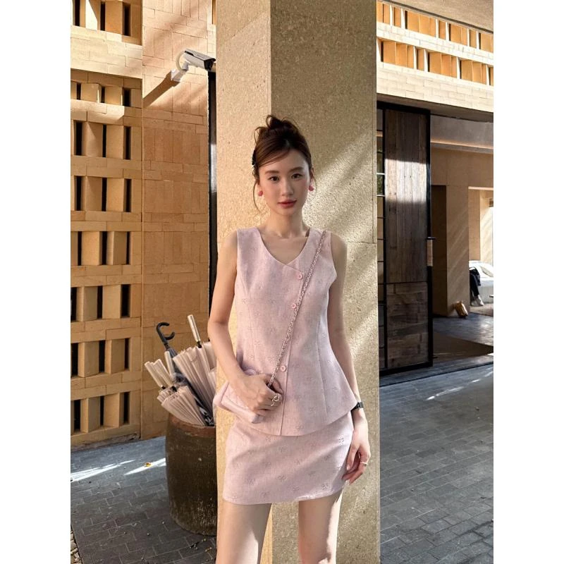 辣妹纯欲风富家千金高级感套装吊带背心女装夏季短裙半身裙两件套