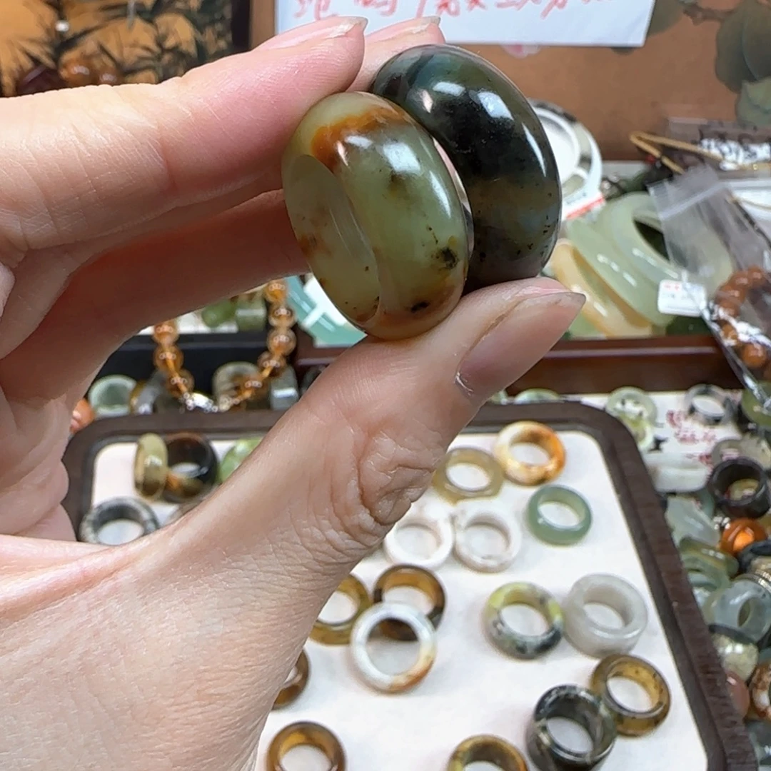 排****蛇纹石玉未镶嵌戒指18码