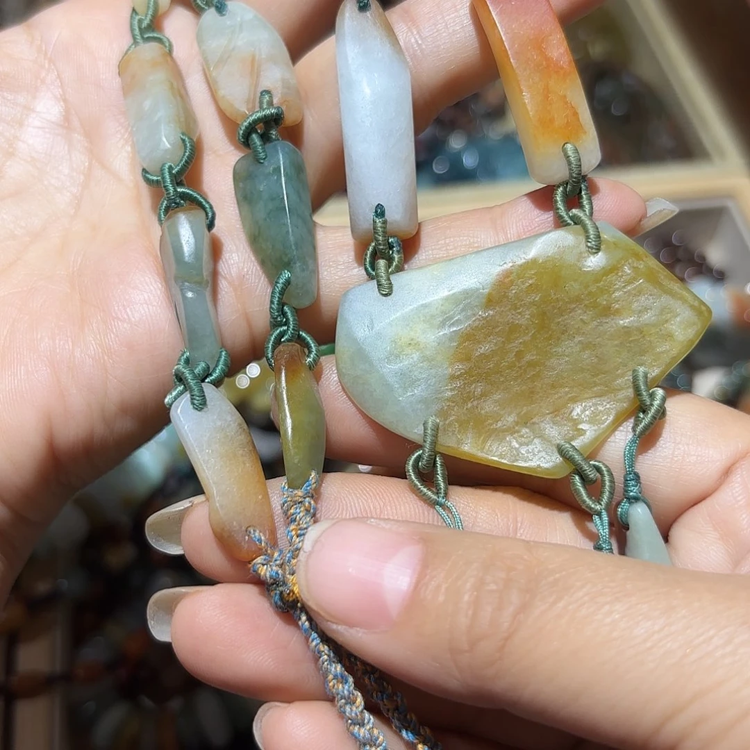 翡翠未镶嵌颈饰原创