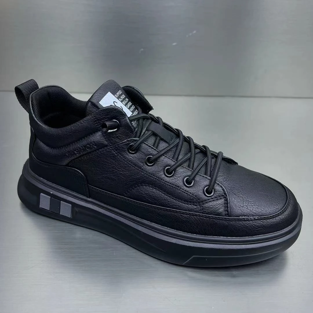 男鞋秋季皮面平跟圆头平跟潮鞋防滑耐磨休闲鞋时尚男鞋