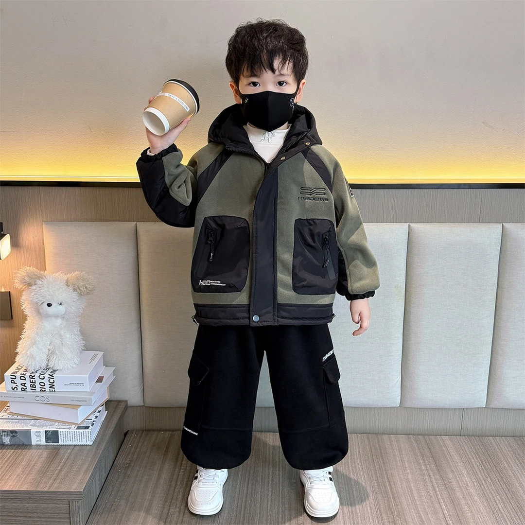 儿童摇粒绒外套男童秋冬装连帽加绒加厚2025新款帅气小童上衣外穿