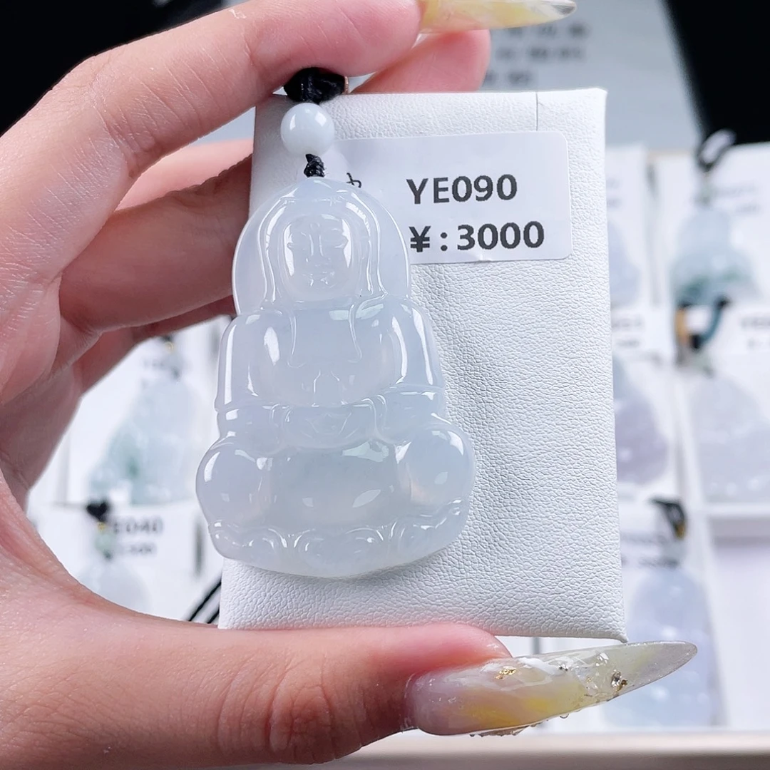翡翠未镶嵌颈饰YE090