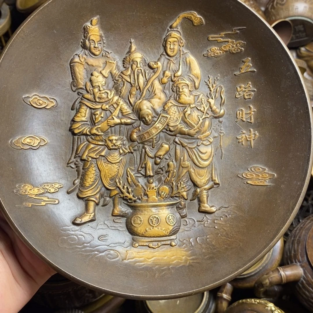 精美铜器做工精良