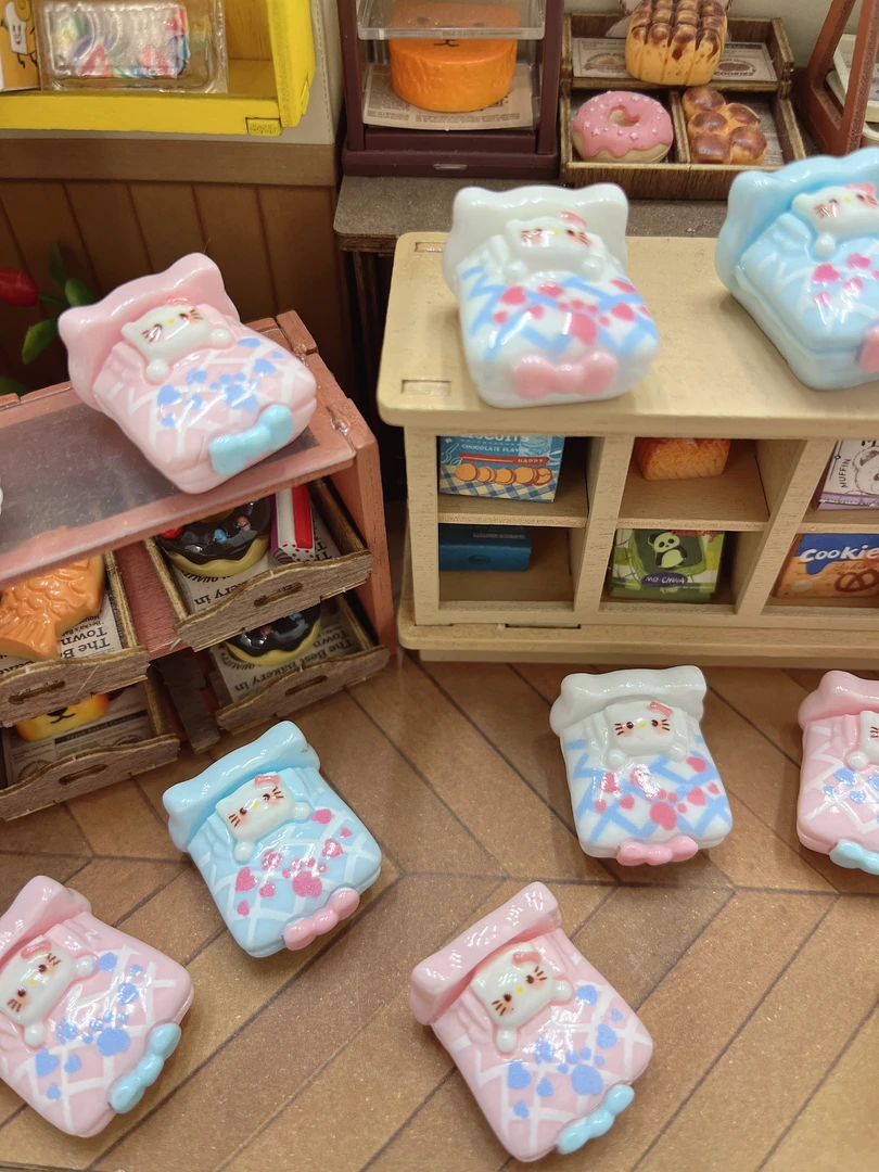 【彬彬定制-猫猫小床】高品仿真食玩创意diy树脂配件摆件饰品