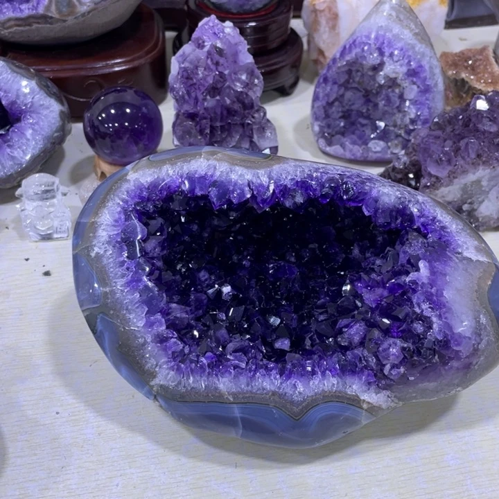 紫晶钱袋子未镶嵌兰*衣