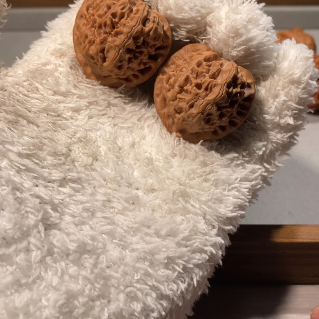 核桃把件35全品汉高灯