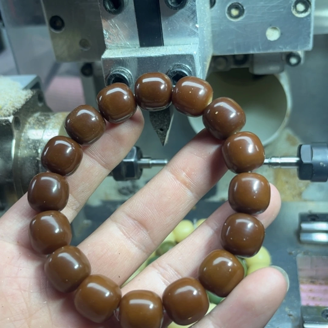 东***、手串菩提根/象牙果