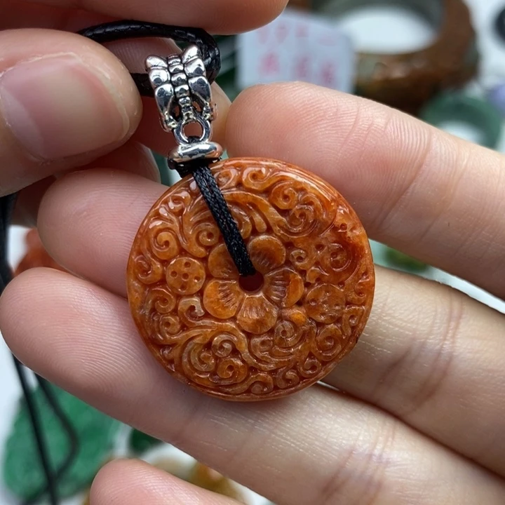 颈饰未镶嵌翡翠吊坠