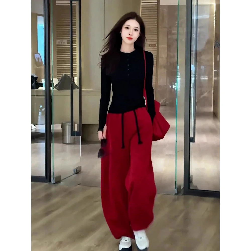 韩版高级感休闲运动风春秋穿搭今年新款时髦修身卫衣女装两件套女