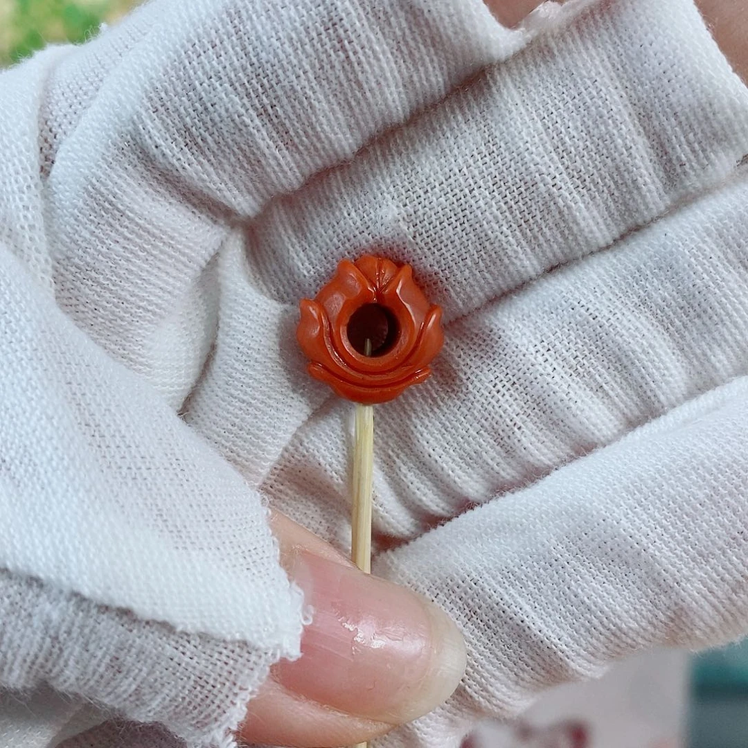 南红玛瑙未镶嵌珠宝奇石