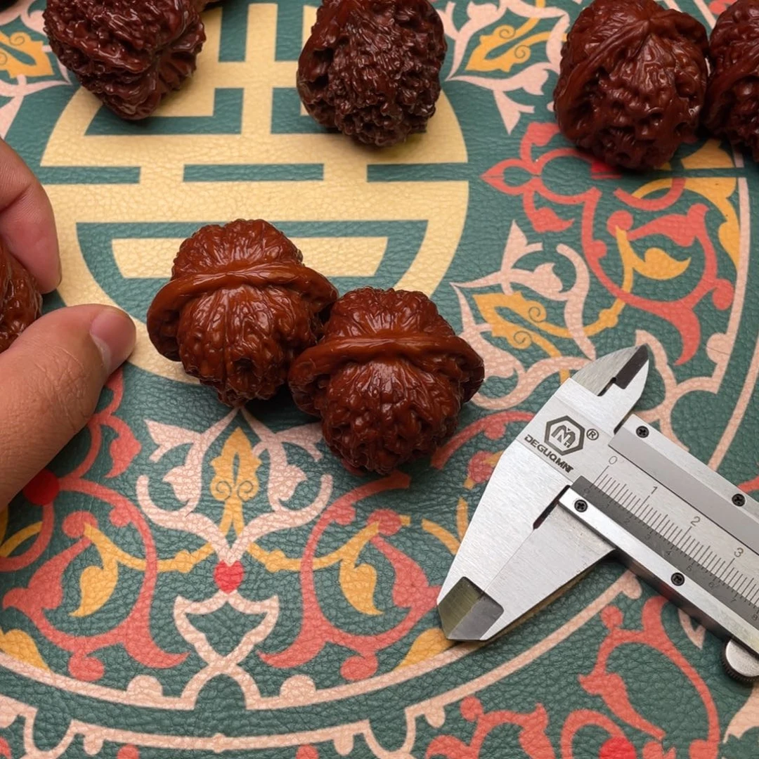 文玩核桃把件神*蛙007雪麒麟