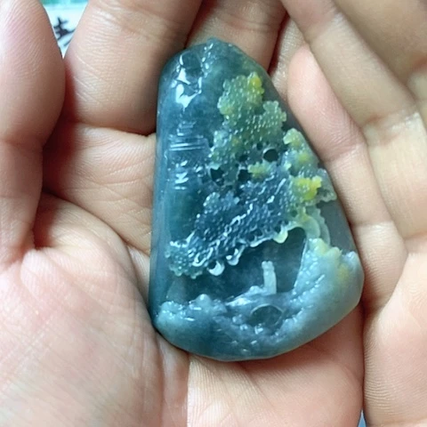 翡翠颈饰未镶嵌天然翡翠a货