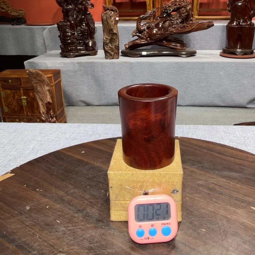 用***6木精品工艺品展示