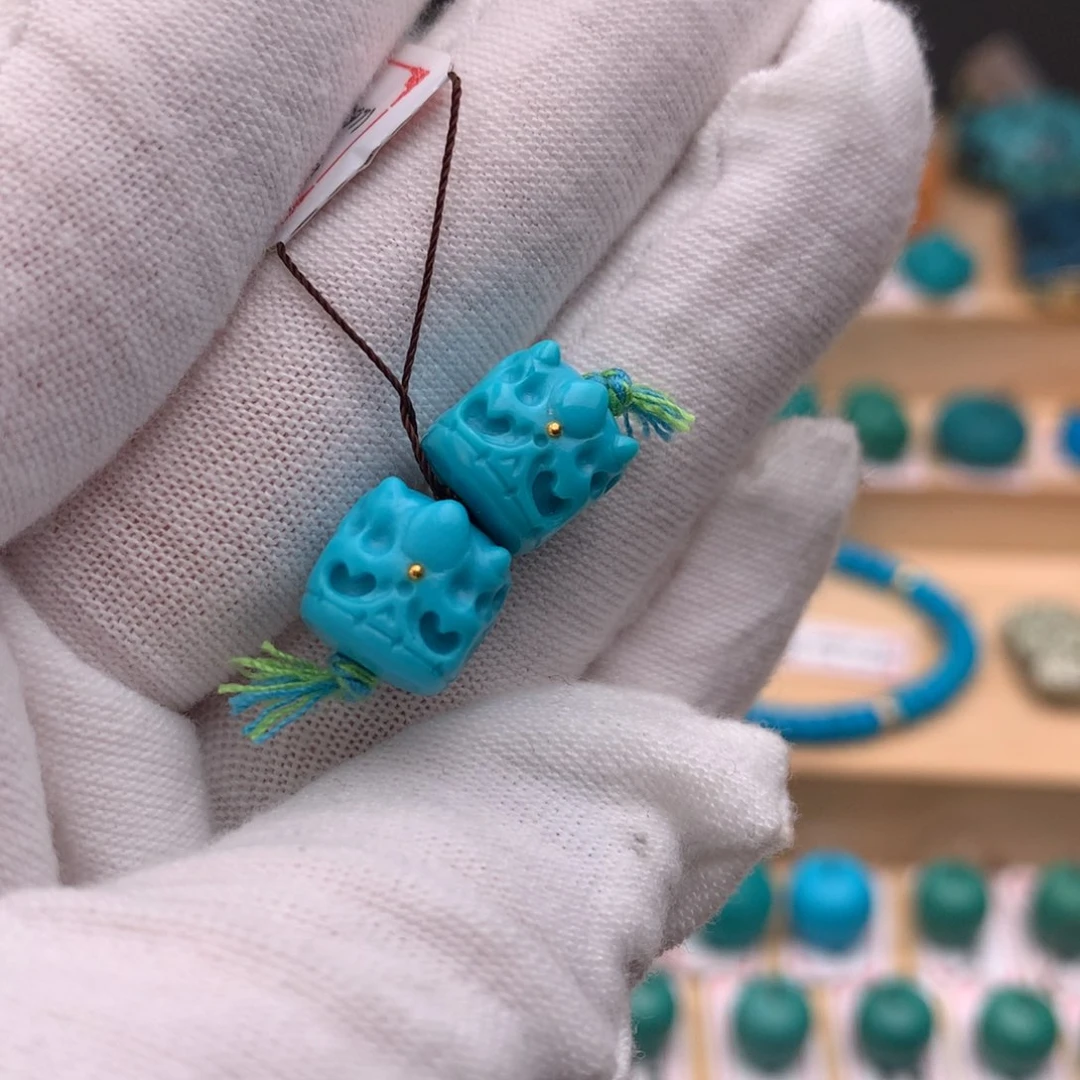 未镶嵌绿松石珠宝奇石