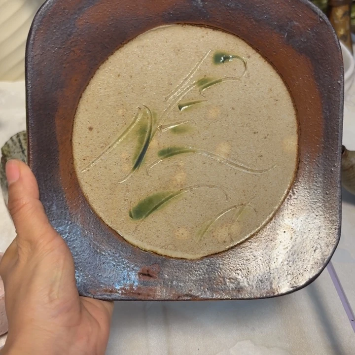 陶泥一个盘子的价格