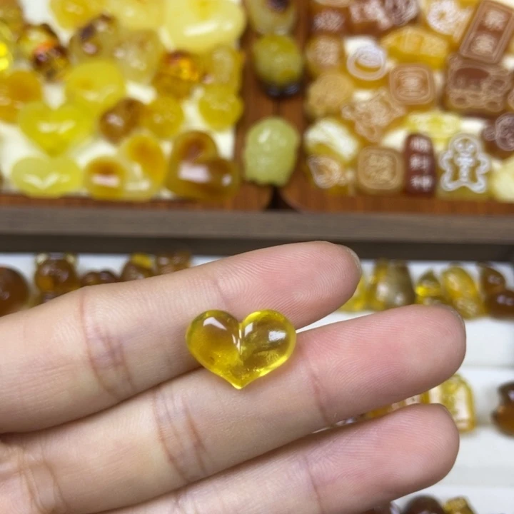 吊坠橄榄核小屁桃21