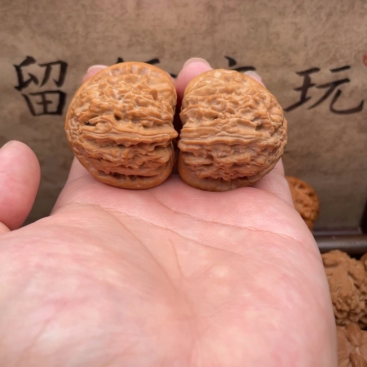 把件文玩核桃39三角白微修