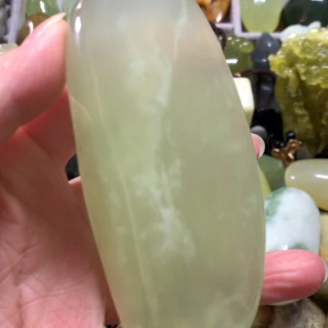 蛇纹石玉未镶嵌手把件
