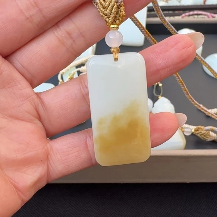 和田玉未镶嵌颈饰42