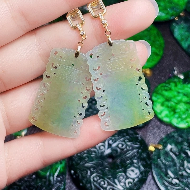 翡翠银S925镶嵌颈饰多样性