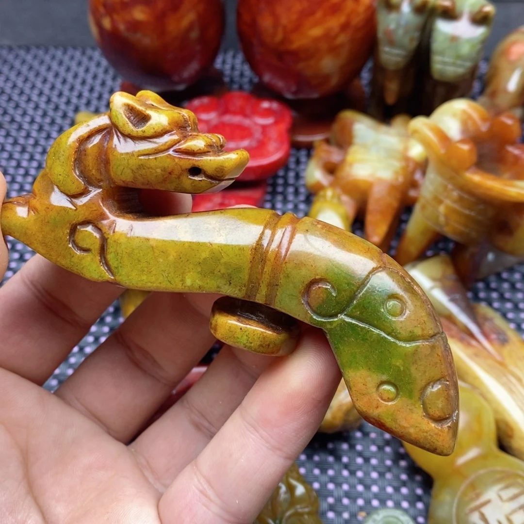 蛇纹石玉颈饰未镶嵌西****平