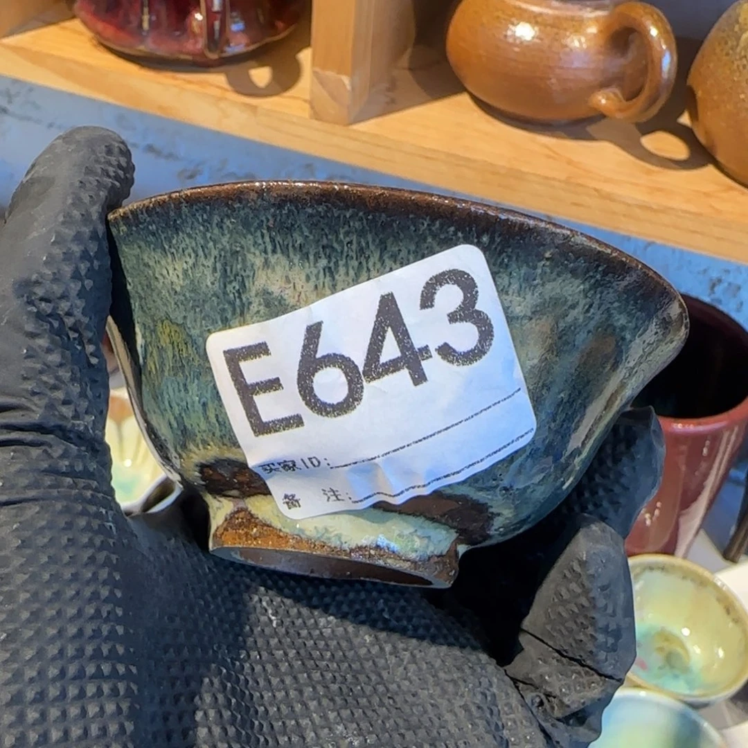 为***队紫砂花盆643