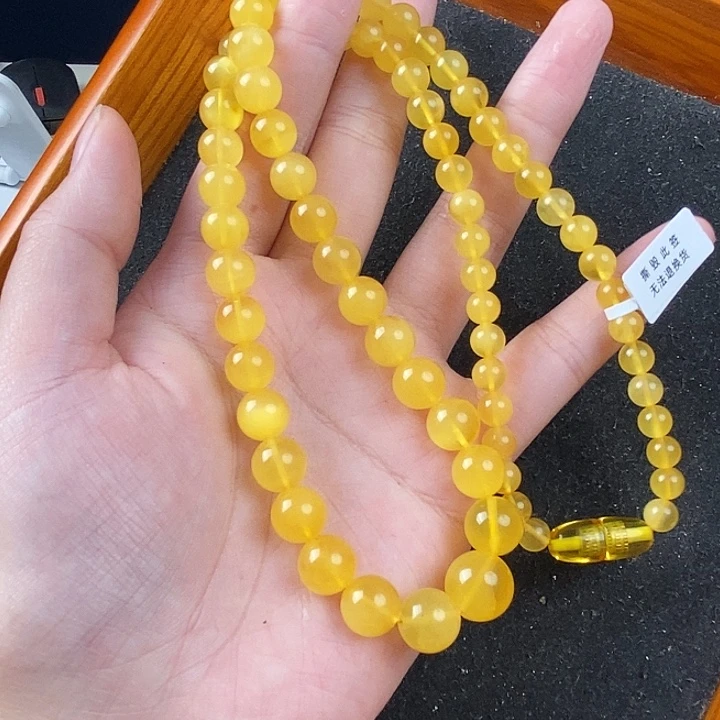 蜜蜡未镶嵌珠宝奇石