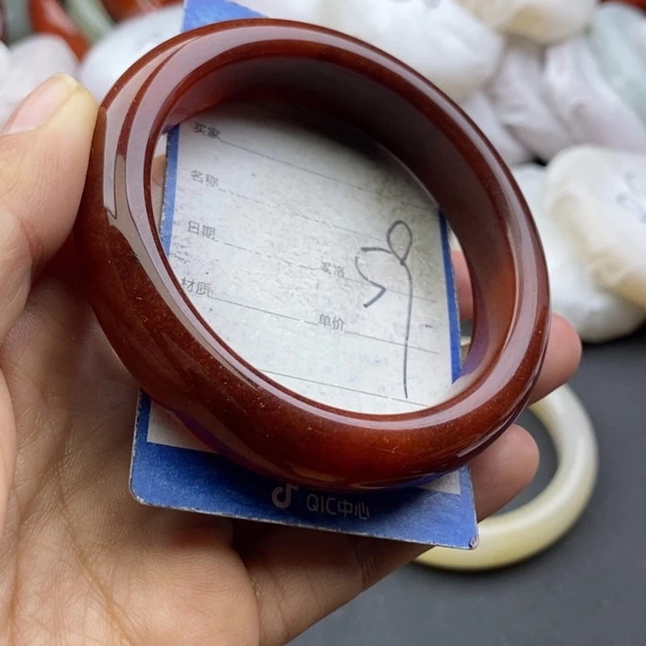 石英质玉未镶嵌手镯