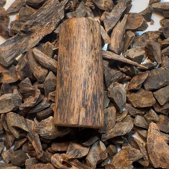 用***3沉香沉香碎屑海南高端红油白棋树头油老料20克