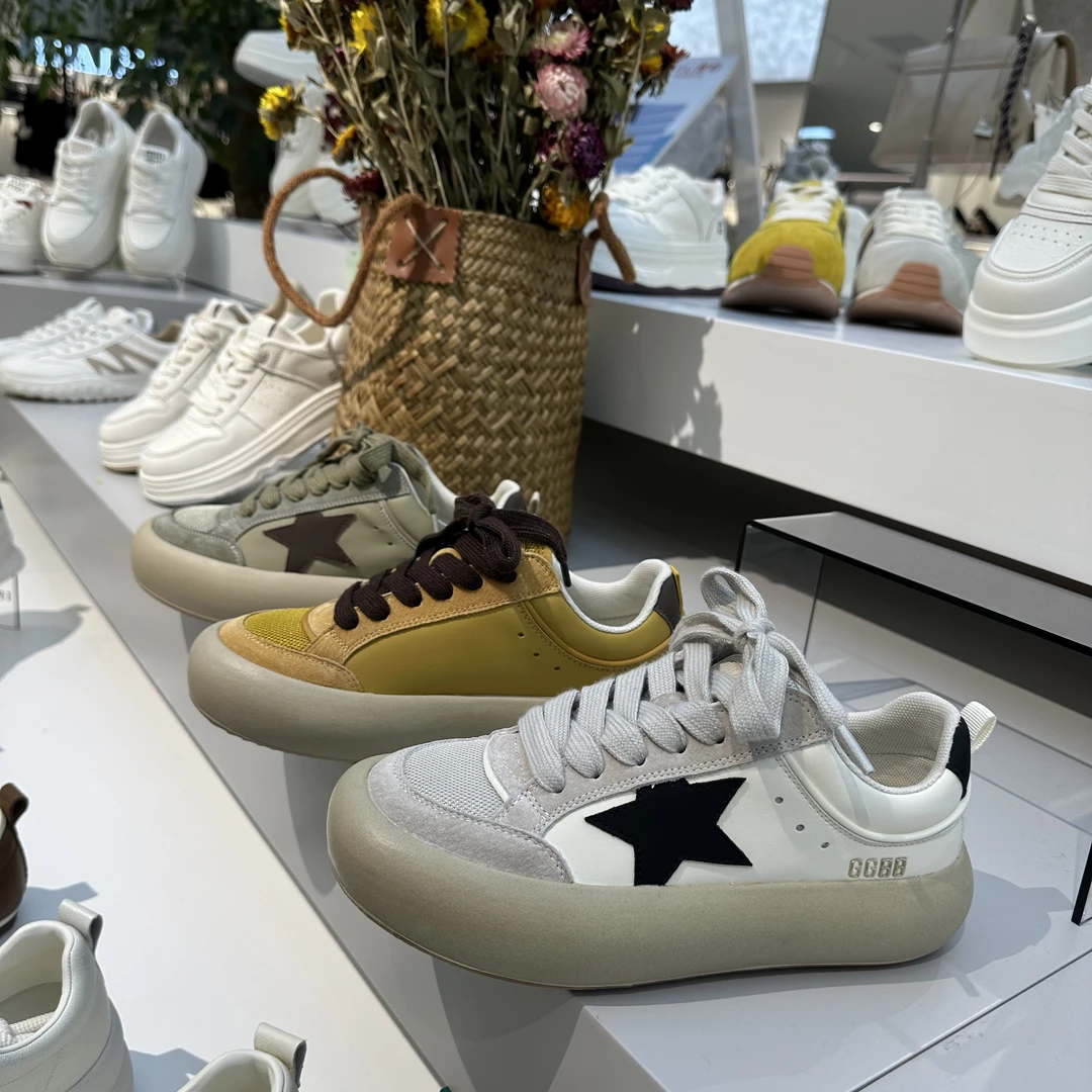 真皮厚底星星脏脏粉色板鞋女2025春季新款透气轻便休闲运动小白鞋