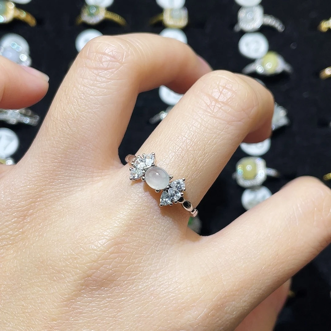 翡翠未镶嵌戒指戒指