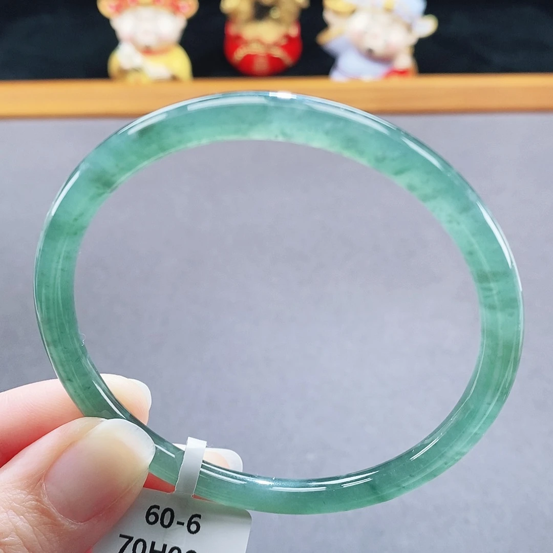 翡翠未镶嵌手镯64