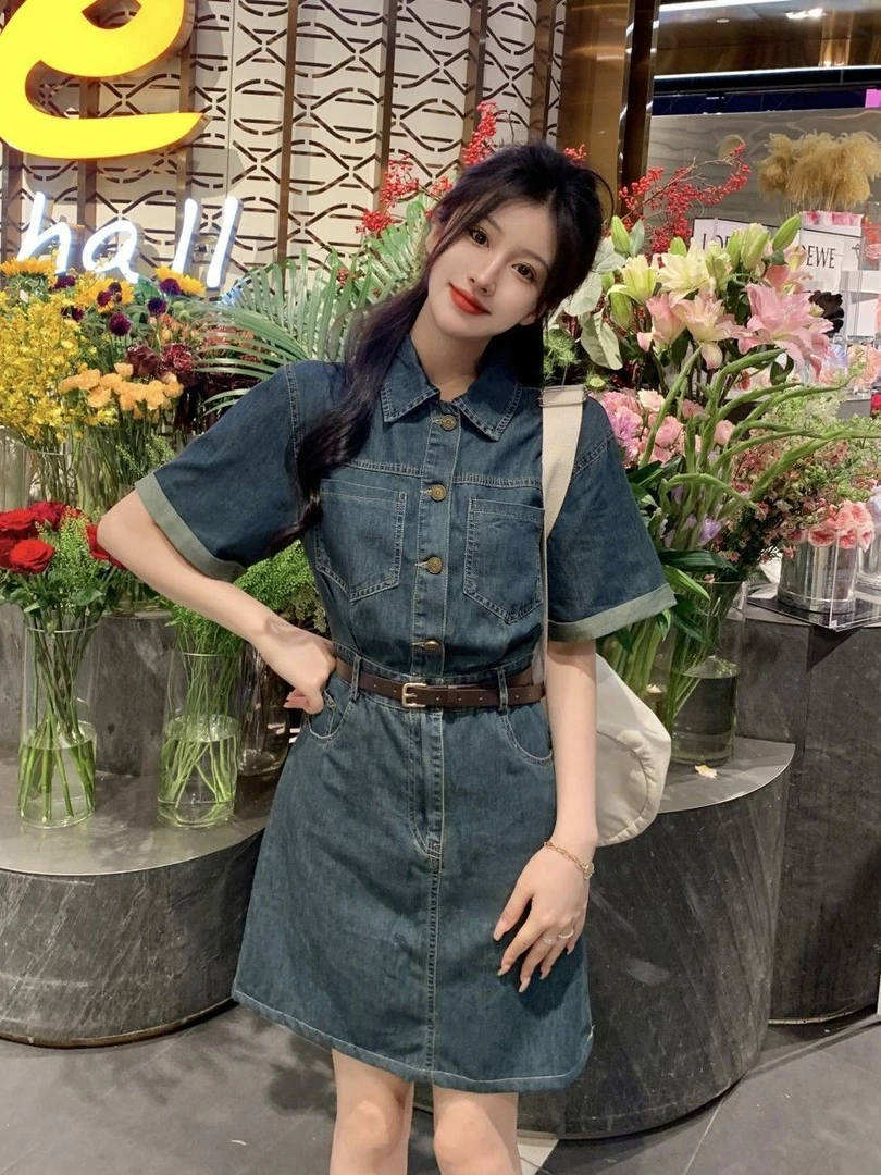 港风复古牛仔连衣裙夏季2025年新款收腰显瘦chic裙子a字裙中长裙