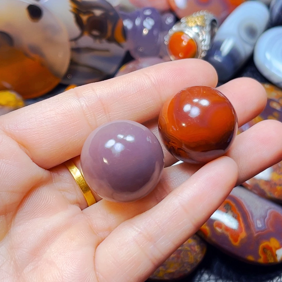 烎***鼎玛瑙/玉髓未镶嵌单珠4