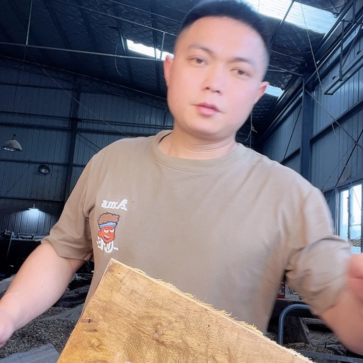 楠木暴**子亲不亲啊想和他