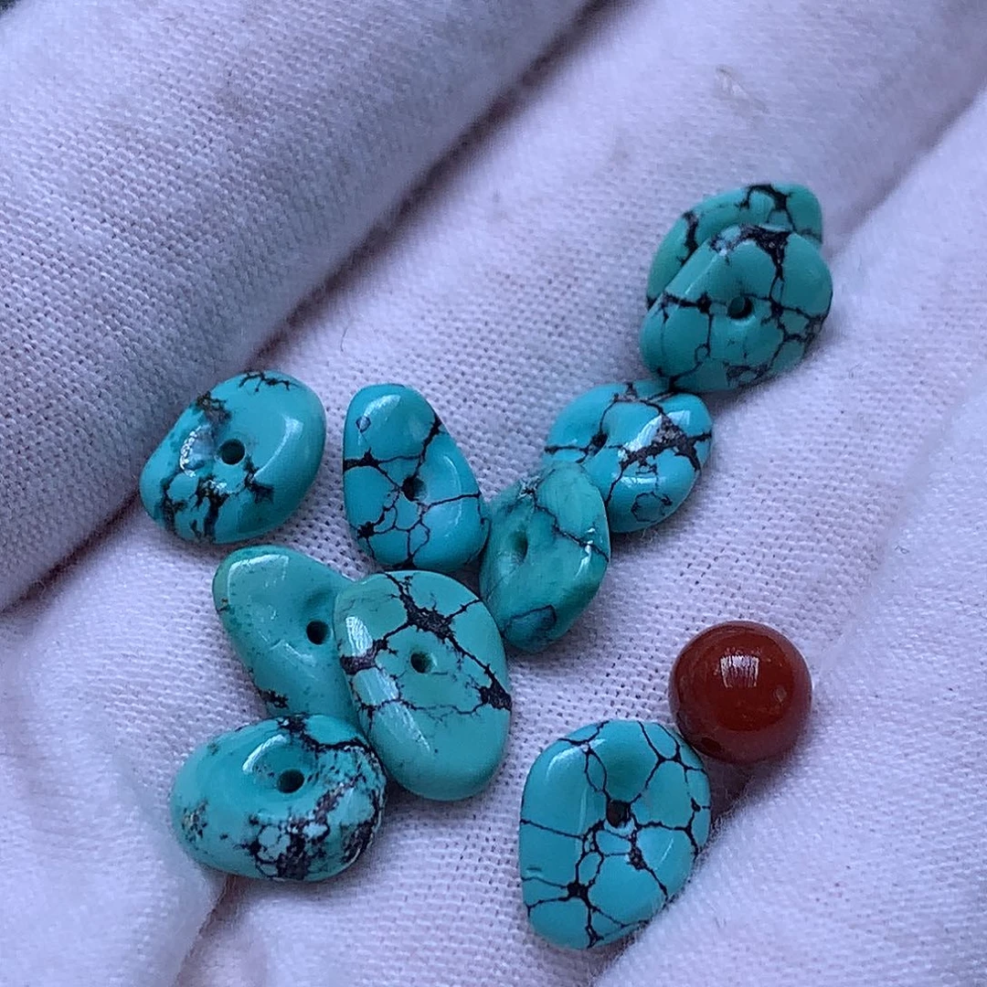 未镶嵌南红玛瑙珠宝奇石