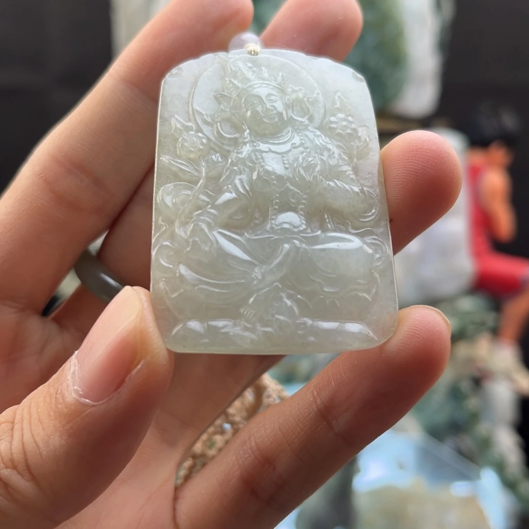 颈饰未镶嵌翡翠渡母