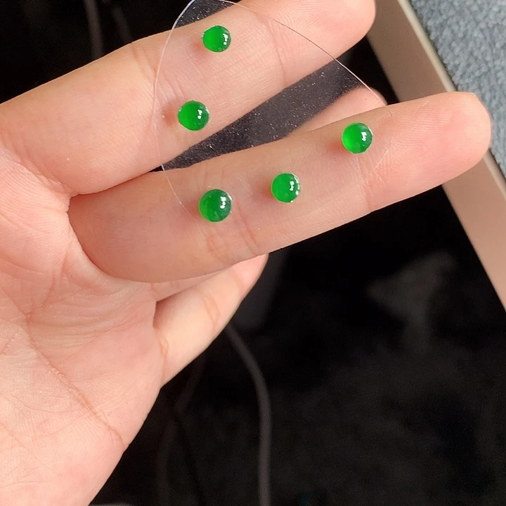 翡翠吊坠(不含链)未镶嵌一手