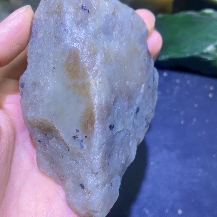 未镶嵌和田玉（糖玉）珠宝半成品