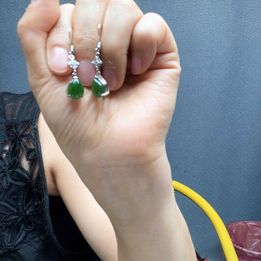 和田玉银S925镶嵌耳饰