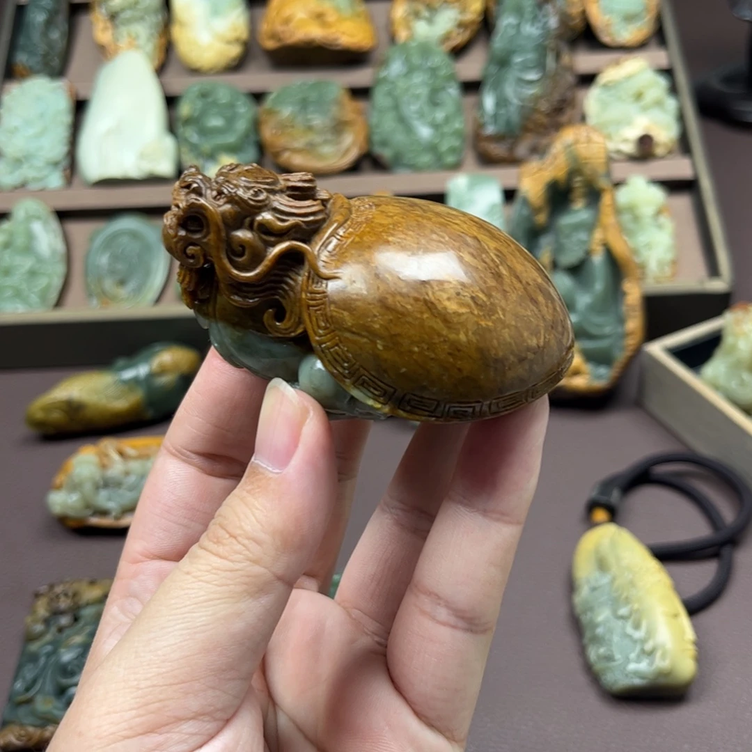 开***满岫岩河磨玉（透闪石质玉）未镶嵌把件